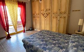 casa estiva 9 posti letto Ladispoli